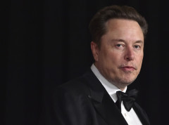 Mask u Kini pristao na saradnju sa tehnološkom kompanijom Baidu