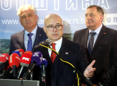 Nedopustiva je zloupotreba maloletnika u političke svrhe