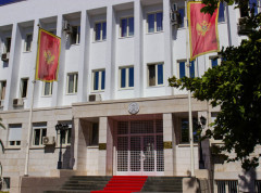 Poslanici usvojili budžet za ovu godinu i odluku o zaduživanju