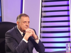 Dodik uputio Putinu čestitku povodom Dana Rusije