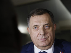 Dodik sa advokatom došao u Tužilaštvo BiH, pritvor mu odmah ukinut