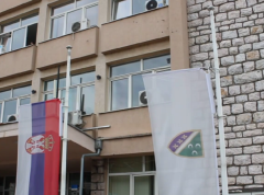 Mladić priznao da je tokom protesta u Novom Pazaru psovao prisutne na nacionalnoj osnovi