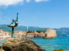 Čak oko 90 odsto ispitanih u Crnoj Gori nezadovoljno cenama na crnogorskom primorju