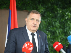 Milorad Dodik sastao se sa patrijarhom Porfirijem na Jahorini