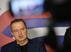 Povređena 42 policajca, uhapšeno najmanje 37 osoba