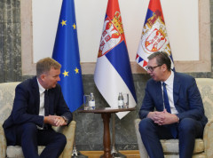 Predsednik Vučić se sastao sa specijalnim predstavnikom EU za dijalog Beograda i Prištine Peterom Sorensenom