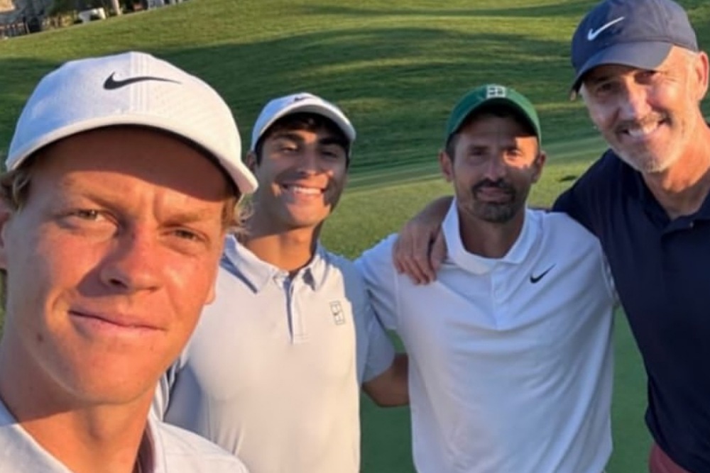 Jannik Sinner i njegov novi sparing partner