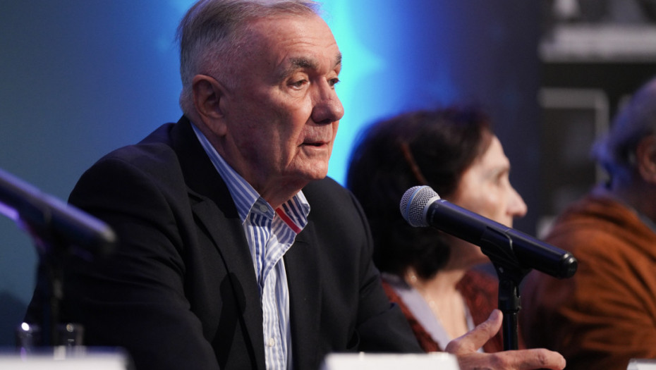 Nenad Jezdić kao Luka Laban u Zvezdari