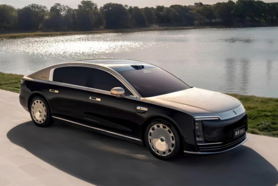 Kineska luksuzna limuzina prodaje se bolje od BMW-a Serije 7 i Panamere zajedno