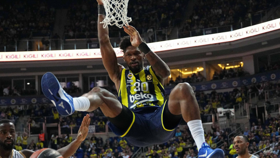 Kris Silva Košarka Fenerbahče KK Crvena zvezda Partizan