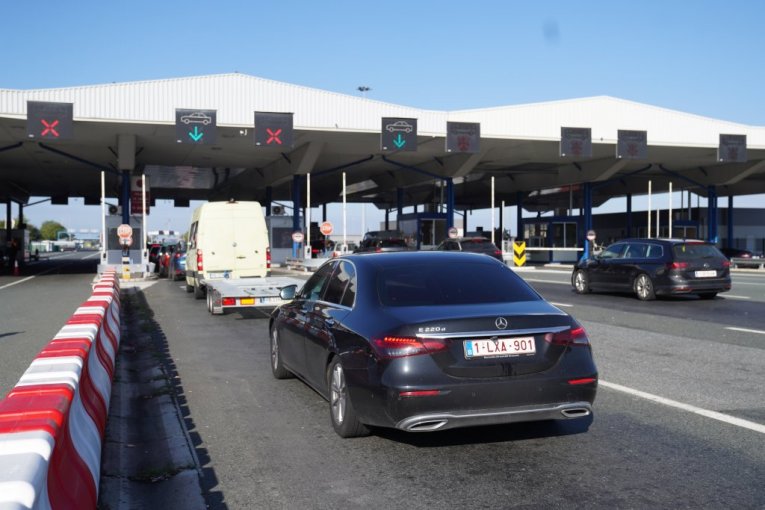 PET SATI NA BATROVCIMA! Evo kakvo je stanje na granicama