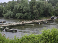 Vojska Srbije postavila most preko Velike Morave kod Svilajnca