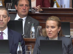 Apotekarska ustanova Peć nije ugašena, niti je Vlada donela takvu odluku