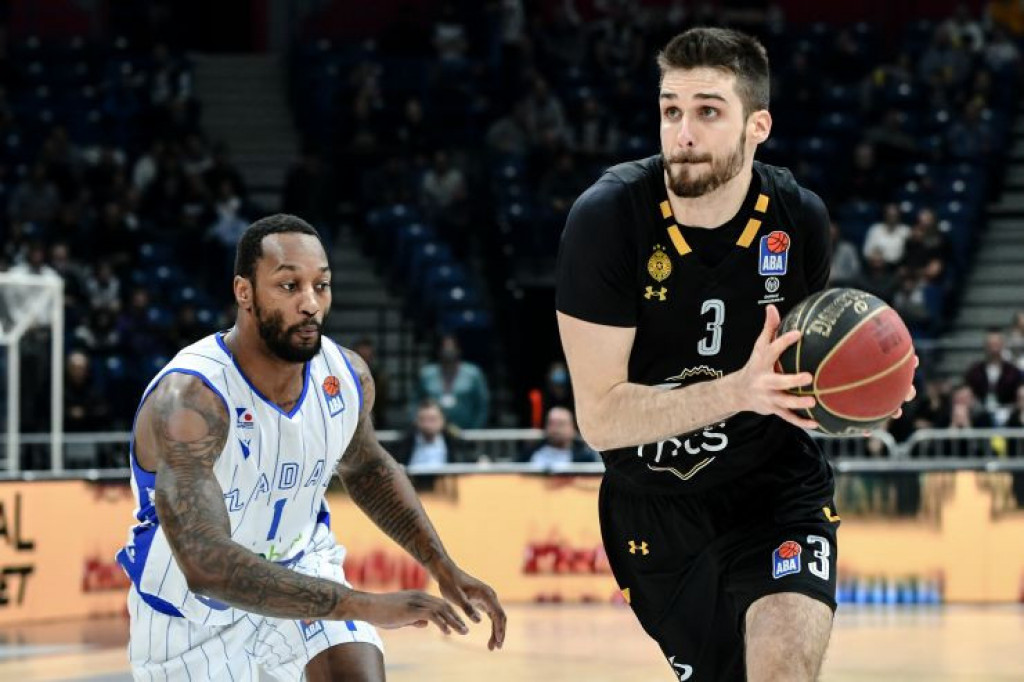 Rade Zagorac pred potpisom za Zadar