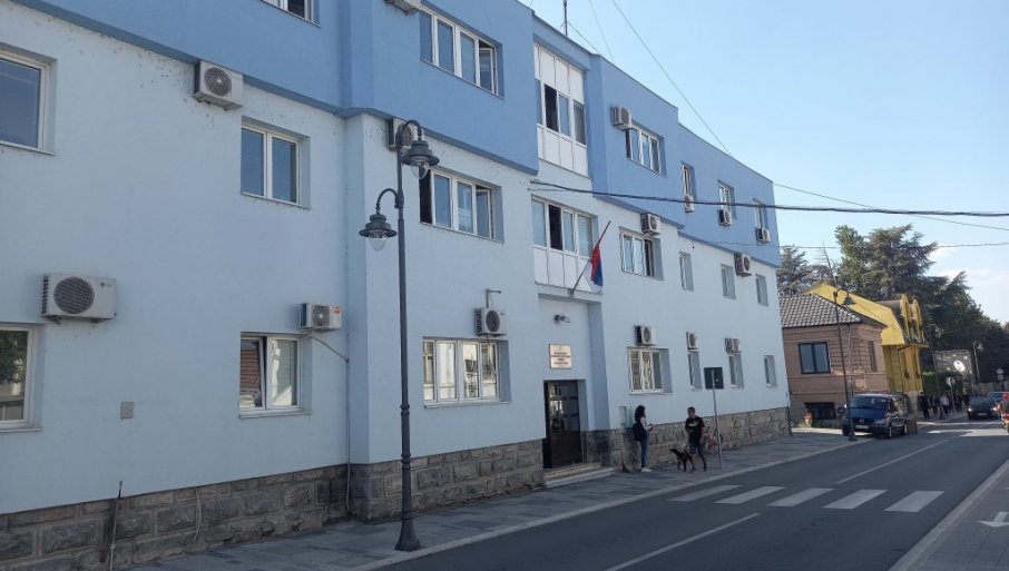 Odluka o Čačaninu (42) optuženom za ubistvo roditelja 2025.